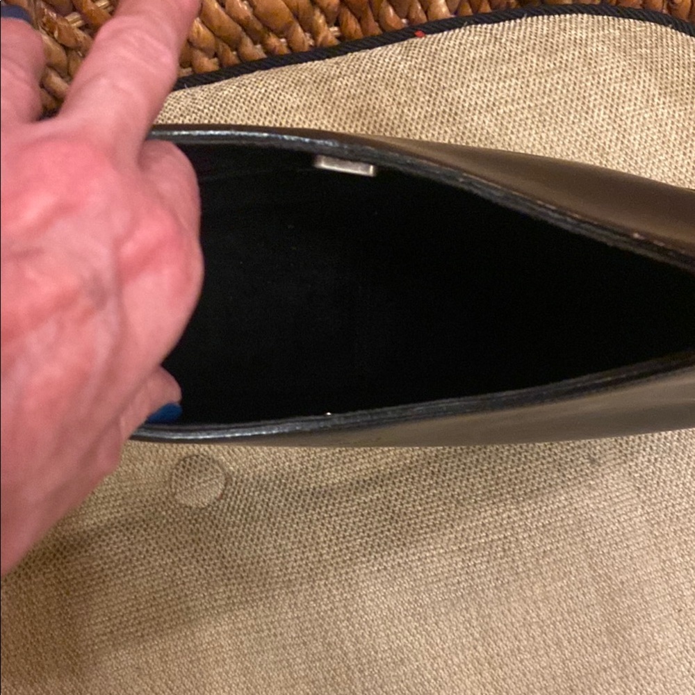 Rare - - Gucci Black and Red Shoulder Bag with Hobo Silhouette - Picture 13 of 13